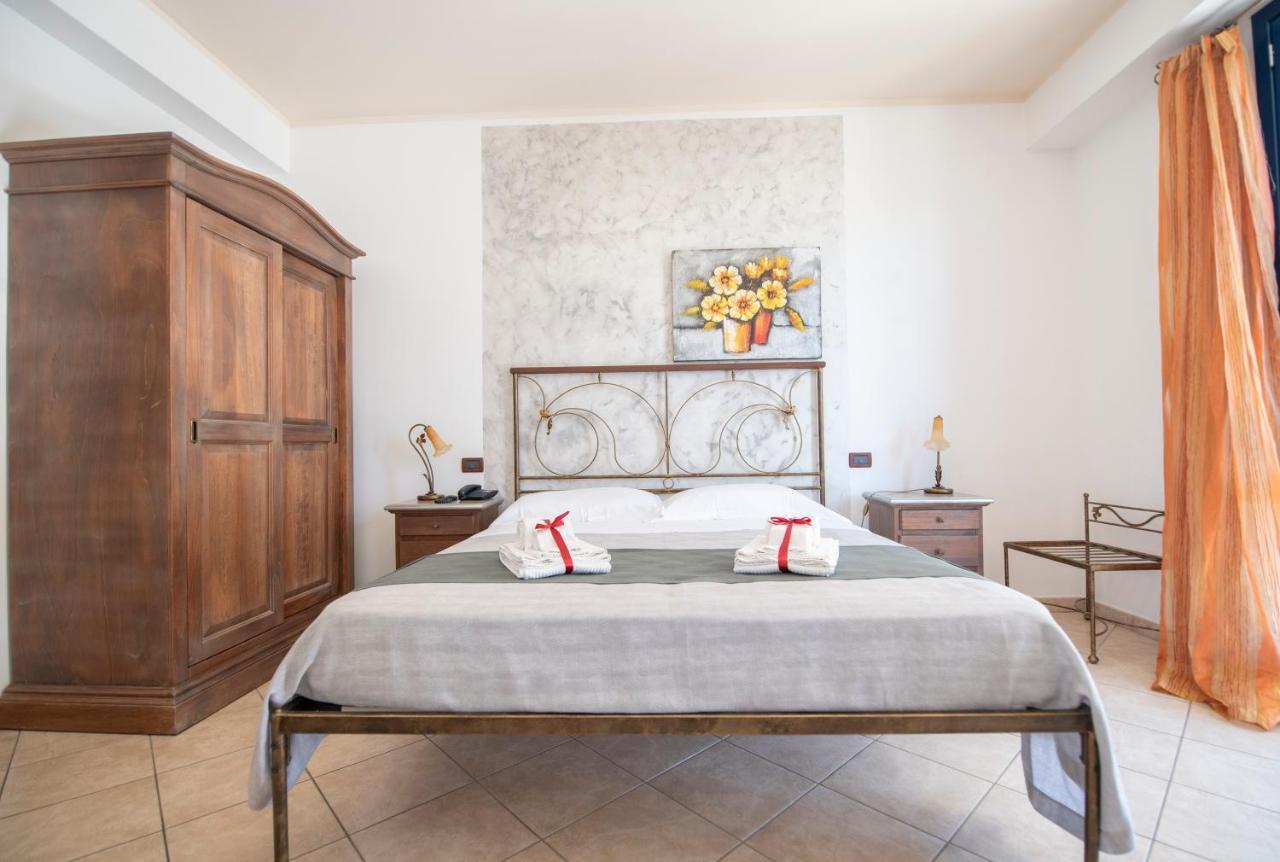 Hotel Altamarea Сан Вито ло Капо Екстериор снимка